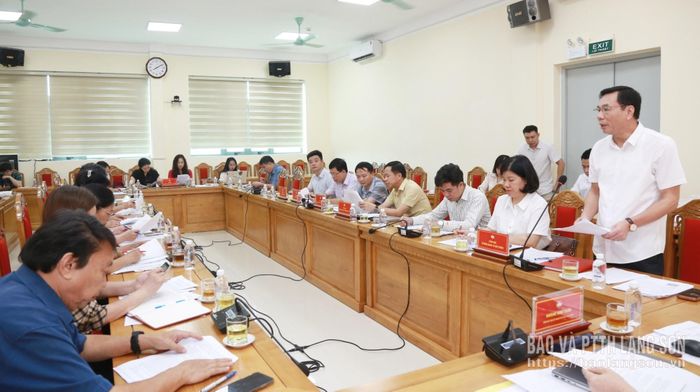 Các đại biểu dự hội nghị