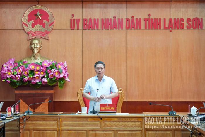 Đồng chí Đoàn Thanh Sơn, Phó Chủ tịch UBND tỉnh, Trưởng BCĐ cấp tỉnh Kỳ thi tốt nghiệp THPT năm 2026 phát biểu kết luận cuộc họp