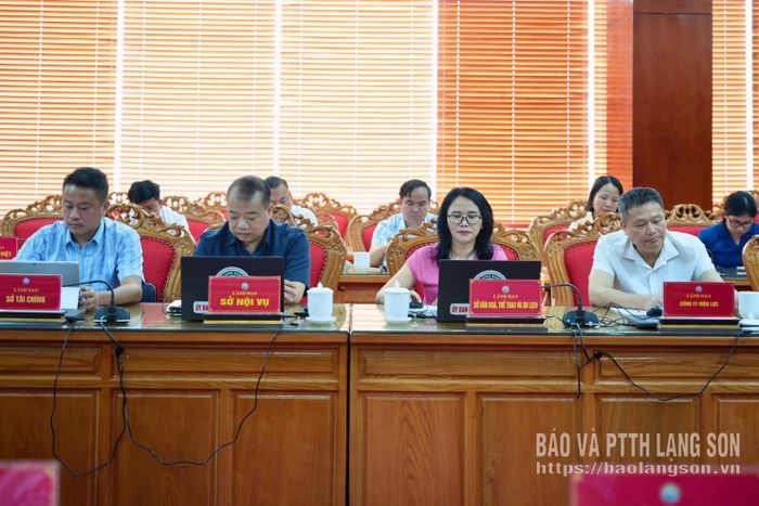 Đại biểu dự hội nghị tại điểm cầu tỉnh Lạng Sơn