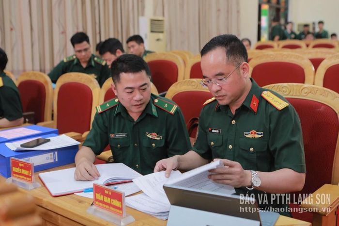 Đoàn công tác tiến hành kiểm tra, nắm tình hình tại Ban Chỉ huy BĐBP Lạng Sơn