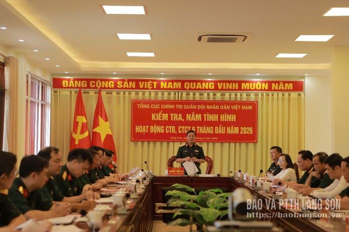 Thượng tướng Trương Thiên Tô, Ủy viên Trung ương Đảng, Phó Chủ nhiệm Tổng cục Chính trị QĐND Việt Nam phát biểu kết luận các nội dung kiểm tra