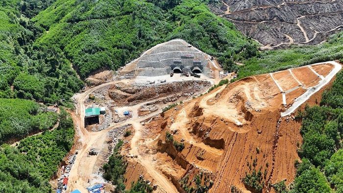 Hầm Phượng Hoàng là một trong những nút thắt của dự án. Ảnh: Tập đoàn Đèo Cả