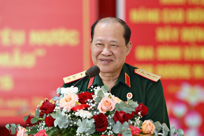 Thượng tướng Bế Xuân Trường, Phó Chủ tịch Ủy ban Trung ương MTTQ Việt Nam, Chủ tịch Trung ương Hội CCB Việt Nam phát biểu chỉ đạo