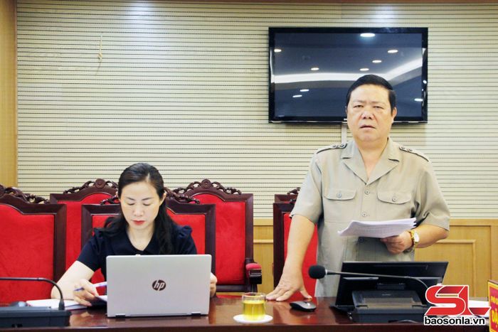 Lãnh đạo Sở Tư pháp phát biểu tại cuộc làm việc.