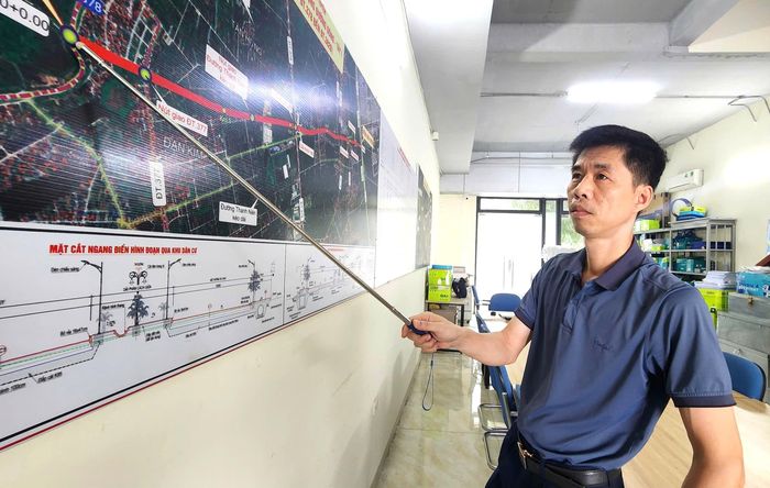 Ông Nguyễn Kim Ngọc, Phó ban điều hành dự án đường Đông - Tây I.
