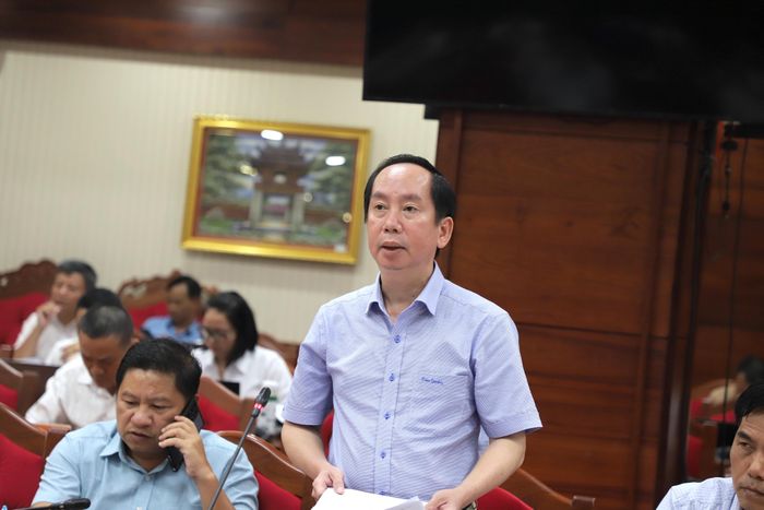 Ông Võ Kế Thắng, Phó Giám đốc Sở Xây dựng Đắk Lắk cho biết, thực hiện Kế hoạch số 11 liên quan đến nhiều sở, ngành và địa phương nên cần có sự phối hợp đồng bộ, quyết liệt hơn để tháo gỡ khó khăn cho người dân, doanh nghiệp. Ảnh: N.H