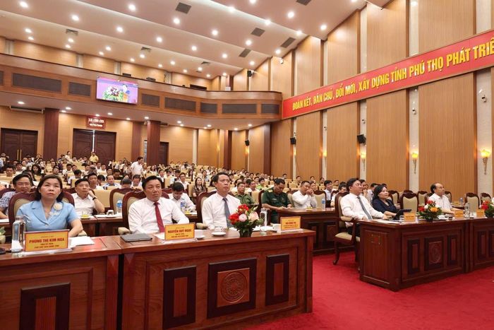Các đại biểu tham dự Hội nghị