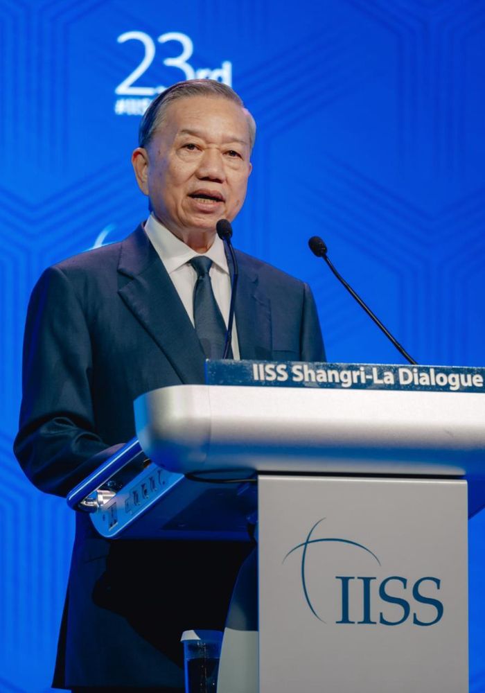 Tổng Bí thư, Chủ tịch nước Tô Lâm phát biểu dẫn đề tại Đối thoại Shangri-La 2026. Ảnh: IISS