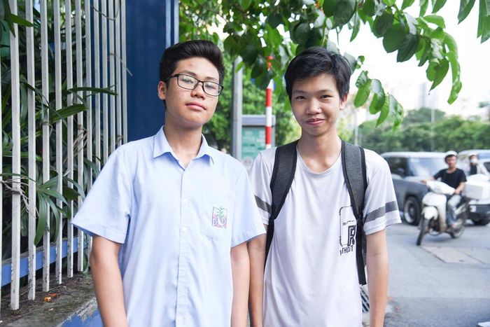 Kỳ thi vào lớp 10 chuyên năm học 2026-2027 khép lại với nhiều cung bậc cảm xúc của thí sinh và phụ huynh. Ảnh: Xuân Quý