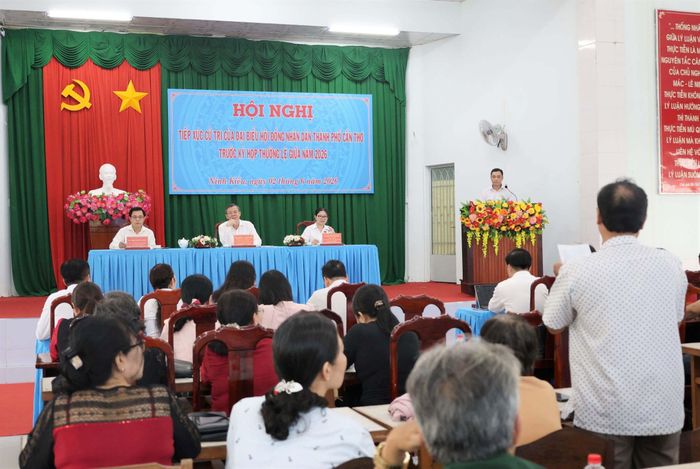 Quang cảnh hội nghị