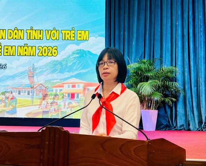 Phó Chủ tịch UBND tỉnh Nguyễn Thị Thanh Lịch phát động Tháng hành động vì trẻ em năm 2026. Ảnh: Ngọc Minh