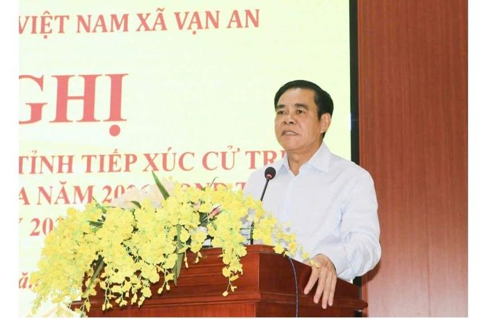 Chủ tịch UBND tỉnh Võ Trọng Hải phát biểu tiếp thu ý kiến của cử tri