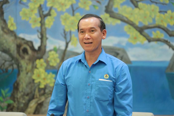 Chủ tịch Liên đoàn Lao động tỉnh Cà Mau Lý Công Bắc phát biểu tại cuộc gặp mặt