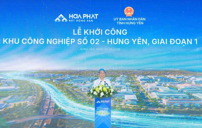 Ông Hoàng Quang Việt, Thành viên HĐQT Tập đoàn Hòa Phát, Chủ tịch HĐQT CTCP Xây dựng và Phát triển đô thị Hòa Phát phát biểu tại buổi lễ. Ảnh: Hòa Phát.