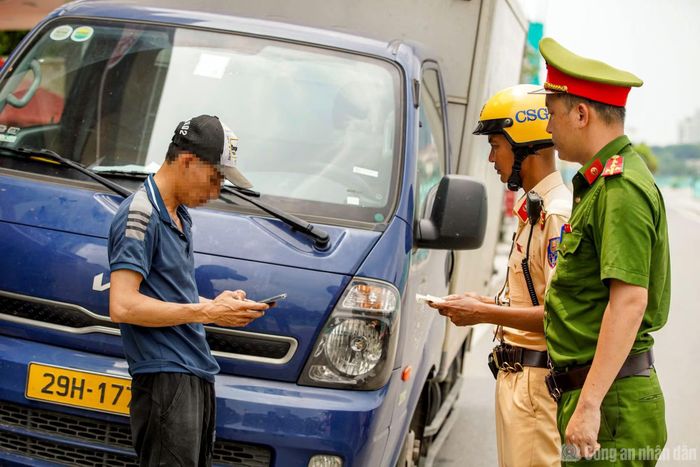 Quá trình thử nghiệm sẽ là tiền đề quan trọng để Công an Hà Nội đánh giá toàn diện các chỉ số kỹ thuật. Dự kiến trong tháng 9, Công an TP Hà Nội sẽ hoàn tất báo cáo kết quả gửi lãnh đạo Bộ Công an, tiến tới việc triển khai chính thức giải pháp công nghệ cao này vào thực tiễn chiến đấu.