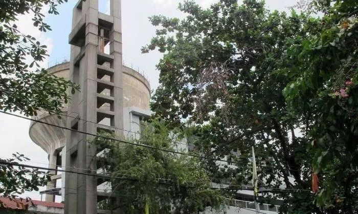 Tháp nước tại khu vực nhà thờ Thánh Tống Viết Bường vẫn còn tồn tại đến ngày nay.