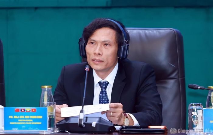 Thiếu tướng Ngô Thanh Bình, Trưởng đoàn Việt Nam phát biểu tại hội nghị.