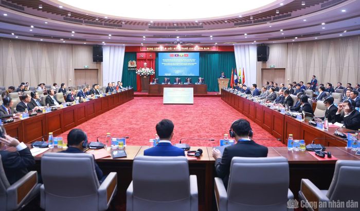 Quang cảnh hội nghị.