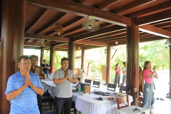 Thông qua những câu chuyện ấy, nhiều người nhận ra bản thân đang dành quá ít sự quan tâm cho sức khỏe tinh thần giữa guồng quay cuộc sống.