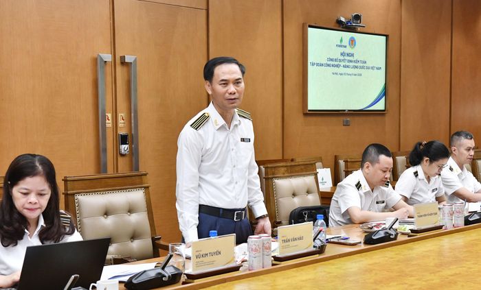 Kiểm toán trưởng KTNN chuyên ngành VI Trần Văn Hảo chủ trì Hội nghị. Ảnh: N.Lộc