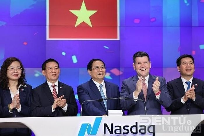 Ngày 22/9/2023, Thủ tướng Chính phủ Phạm Minh Chính đã tham gia buổi lễ rung chuông tại Sàn giao dịch chứng khoán Nasdaq ở New York, kêu gọi các nhà đầu tư Hoa Kỳ đến Việt Nam. Ông cũng có cuộc gặp gỡ với lãnh đạo Nasdaq và các doanh nghiệp do Nasdaq giới thiệu.