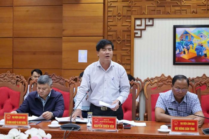  Ông Nguyễn Thiên Văn, Phó Chủ tịch UBND tỉnh phát biểu tại buổi làm việc. 