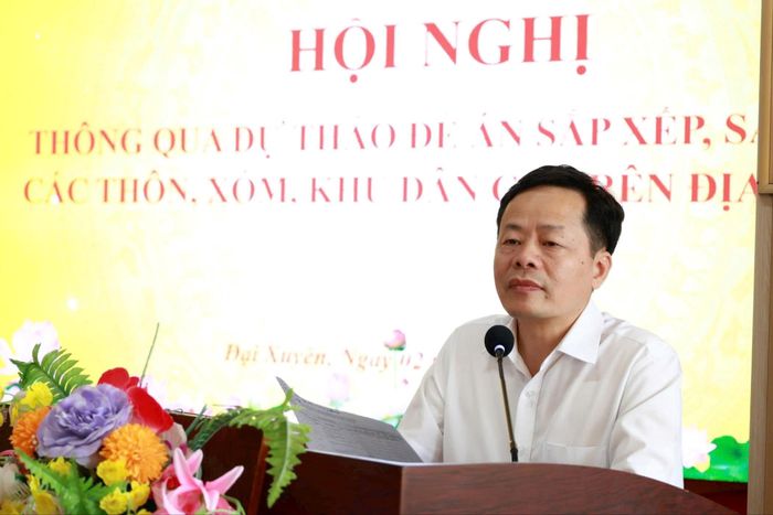 Chủ tịch UBND xã Đại Xuyên Hoàng Tuân phát biểu tại hội nghị. Ảnh: TN