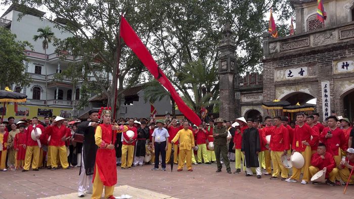 Các nghi thức đặc sắc tại Hội Gióng đền Phù Đổng năm 2026. Ảnh: Ngọc Cường
