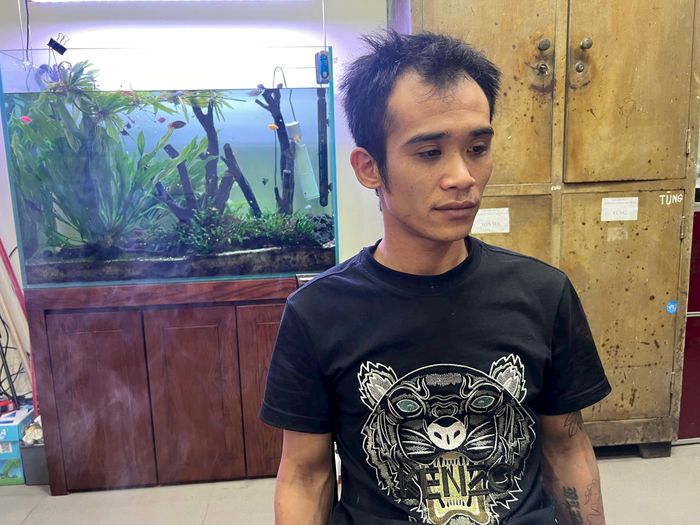 Đối tượng Nhật bị bắt quả tang khi đang tiếp tục trộm cắp. Ảnh: Công an cung cấp