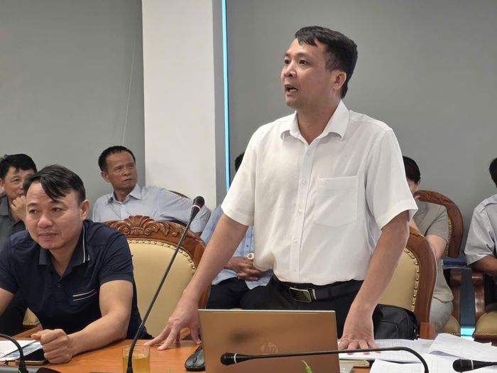 Phó Giám đốc Ban Quản lý dự án xã Đông Anh Phạm Anh Tú trao đổi tại Hội nghị. Ảnh:MK