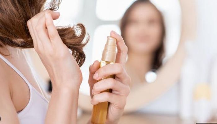 Tinh dầu là thành phần không thể bỏ qua khi chăm sóc tóc uốn, tóc nhuộm.
