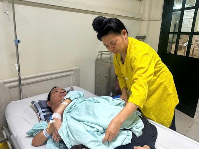 Mẹ con anh Hảo đang rất cần sự chung tay của cộng đồng