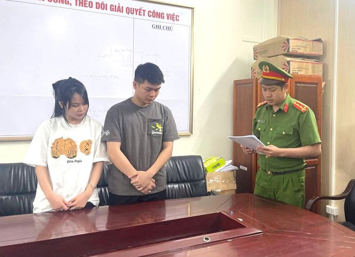 Đối tượng Vũ Minh Huệ và Trần Quang Duy bị cơ quan CSĐT khởi tố về hành vi "Xâm phạm quyền sở hữu công nghiệp". Ảnh: Cơ quan công an.