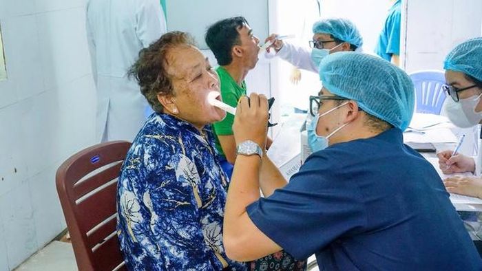 100% người dân tại TPHCM sẽ được khám sức khỏe định kỳ miễn phí. Ảnh: BVCC.