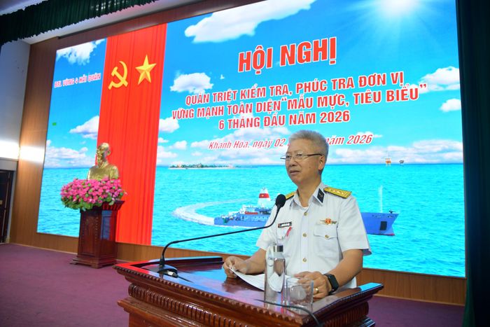 Đại tá Nguyễn Hải Châu, Phó Tham mưu trưởng Vùng 4 quán triệt kiểm tra, phúc tra.