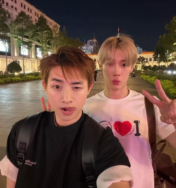  IVAN bắt đầu được nhiều khán giả Việt để ý khi xuất hiện tại fanmeeting của CONGB. 