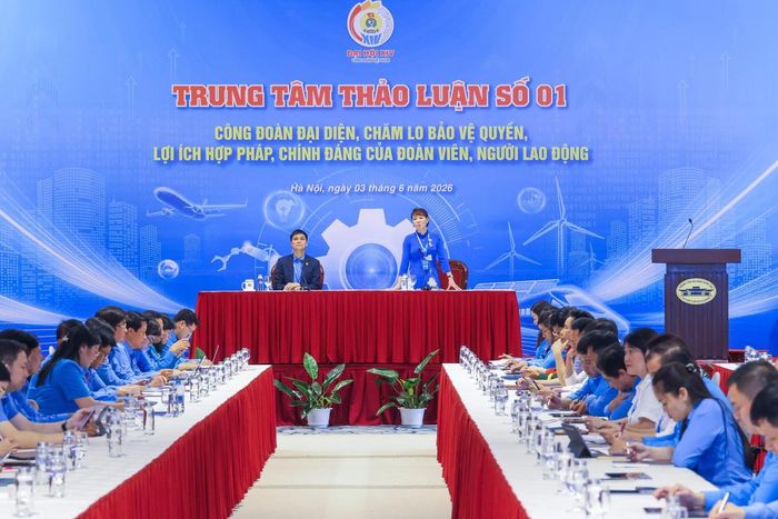 Quang cảnh Trung tâm thảo luận số 1. Ảnh: Quang Vinh