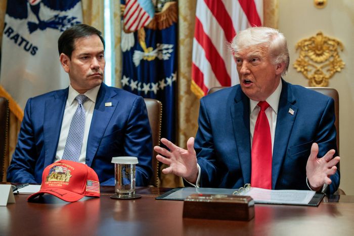  Áp lực từ Quốc hội Mỹ đối với chính quyền ông Trump trong vấn đề Iran ngày càng lớn. Ảnh: Reuters. 