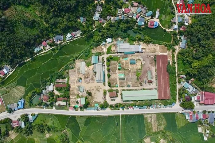 Hơn 7ha đất ruộng của người dân xã Xuất Hóa bị thu hồi để làm nhà máy ô tô Tralas không phát huy hiệu quả.