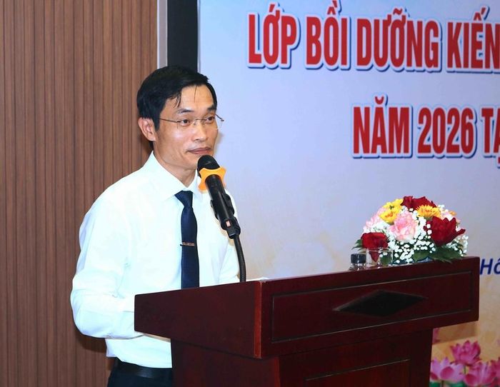 Ông Ngô Xuân Phương - Phó Hiệu trưởng Trường Cán bộ quản lý VHTTDL đánh giá cao ý nghĩa và những kiến thức mà Lớp bồi dưỡng mang lại cho các học viên