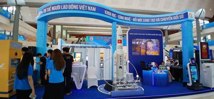 Trưng bày được thiết kế bắt mắt, sáng tạo