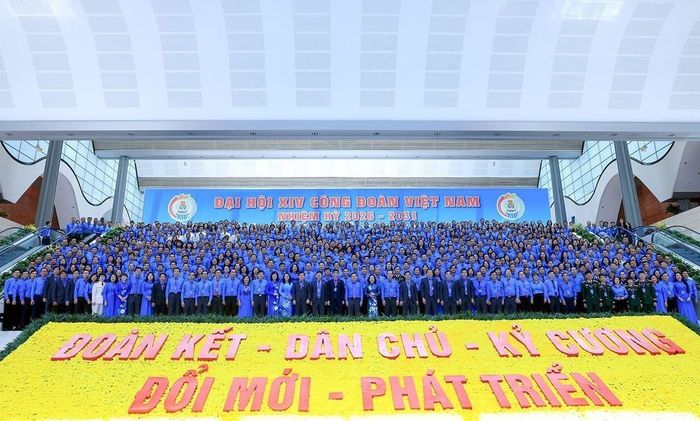 Các đại biểu chụp ảnh chung. Ảnh: Tuấn Anh - TTXVN