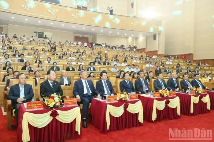Các đại biểu dự sự kiện.