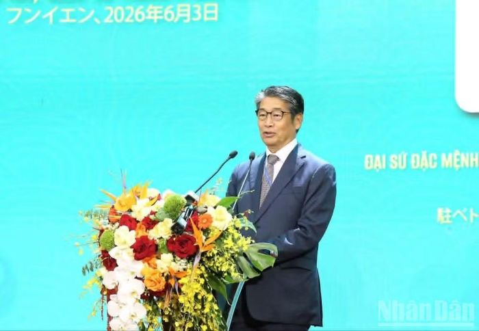 Đại sứ đặc mệnh toàn quyền Nhật Bản tại Việt Nam Ito Naoki đánh giá cao vị trí quan trọng của Hưng Yên trong kết nối với Thủ đô Hà Nội và cảng Hải Phòng.