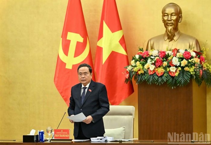 Bí thư Đảng ủy Quốc hội, Chủ tịch Quốc hội Trần Thanh Mẫn phát biểu kết luận hội nghị. (Ảnh: DUY LINH)