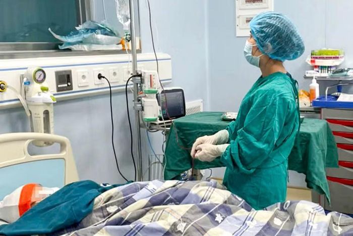 Ca ghép tế bào gốc tạo máu từ chị ruột cho bệnh nhi được thực hiện ngay sau khi bệnh nhi đáp ứng tốt với hóa trị.