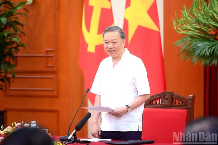 Tổng Bí thư, Chủ tịch nước Tô Lâm phát biểu chỉ đạo tại cuộc làm việc.