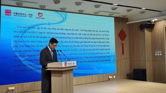 Giám đốc Trung tâm Văn hóa Trung Quốc tại Hà Nội Trương Đức Sơn phát biểu.