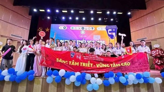 Chiến thắng tại Olympic Triết học toàn quốc 2026 là niềm tự hào của giảng viên và sinh viên ngành Triết học, và là dấu mốc đáng nhớ trong hành trình phát triển của Trường Đại học Khoa học, Đại học Huế.
