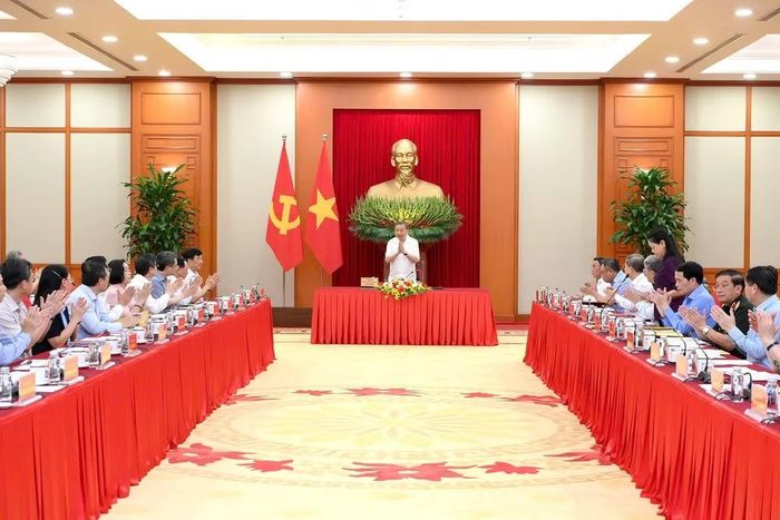 Tổng Bí thư, Chủ tịch nước Tô Lâm chủ trì cuộc làm việc. (Ảnh: ĐĂNG KHOA)
